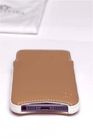 test housse issentiel iphone 5