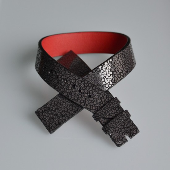 bracelet-montre-galuchat-raie-noir-ponce