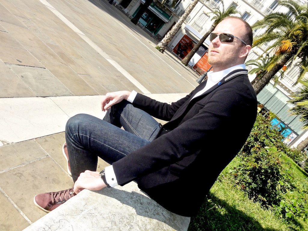 look toulon 1