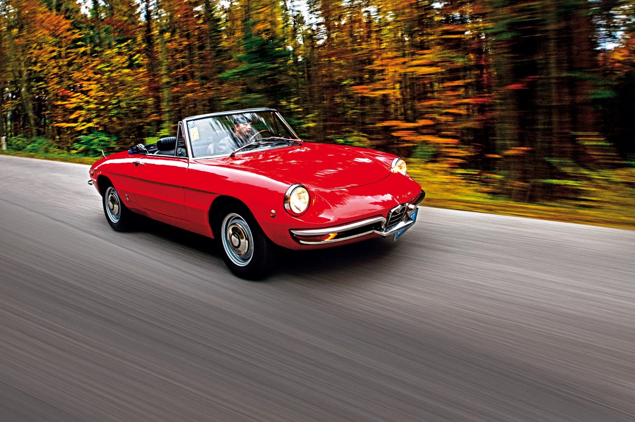 Alfa-Romeo-Duetto-Spider-1966