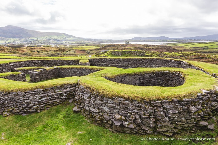 travelyesplease.com | Visiting Cahergall and Leacanabuaile- Irish Stone Ringforts